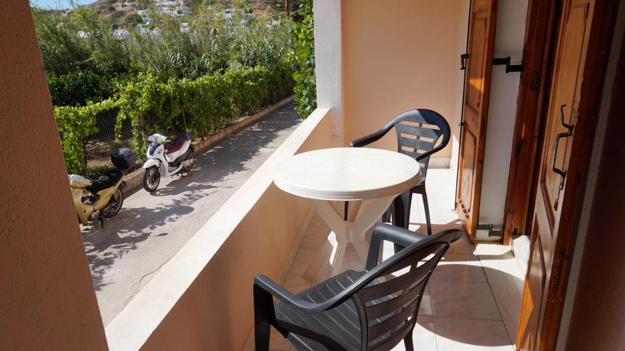 Soula Rooms Κίνι Εξωτερικό φωτογραφία