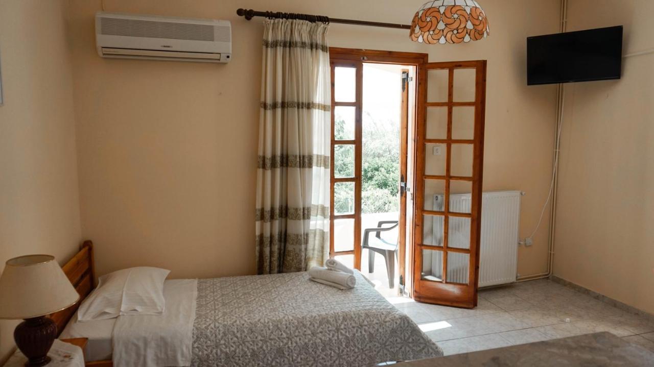 Soula Rooms Κίνι Εξωτερικό φωτογραφία