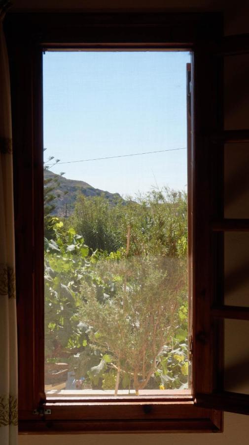 Soula Rooms Κίνι Εξωτερικό φωτογραφία